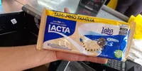 Chocolate branco com biscoito