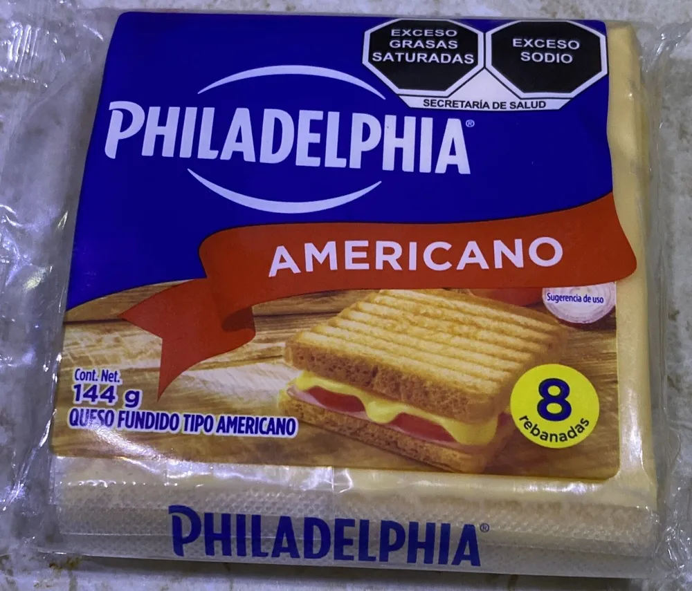 Queso fundido tipo americano