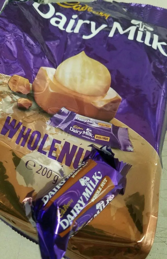 Cadbury dairy milk chocolate wholenut