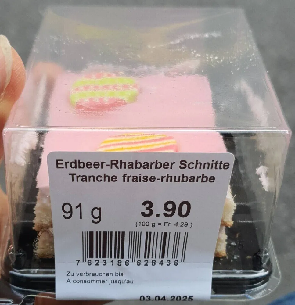 Erdbeer-Rhabarber Schnitte