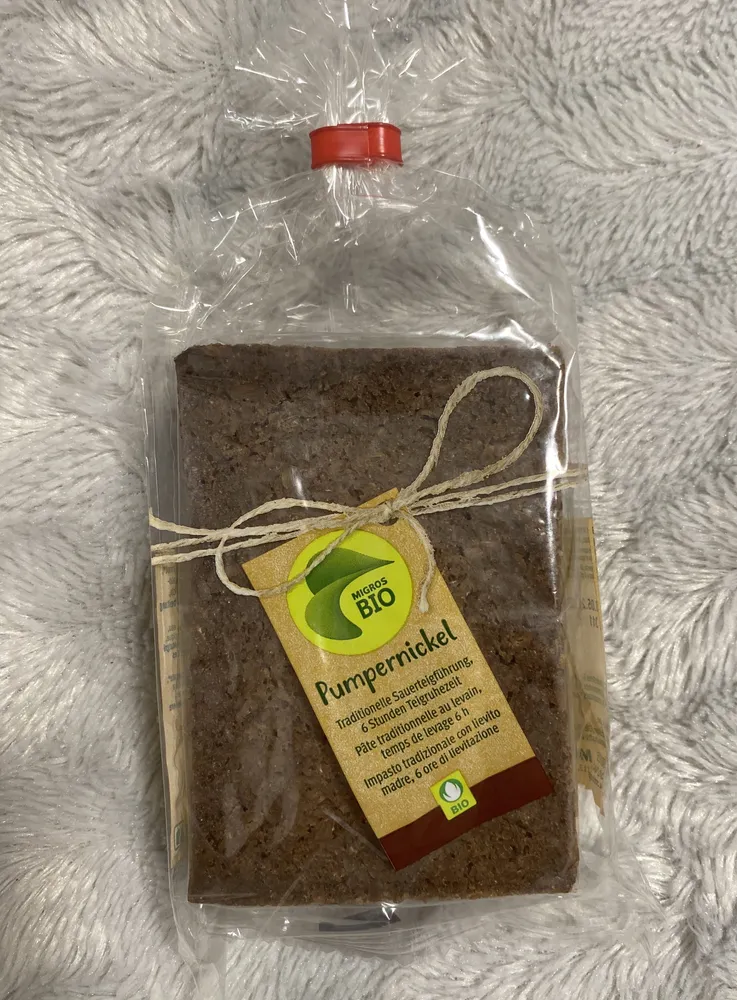 Pumpernickel Brot