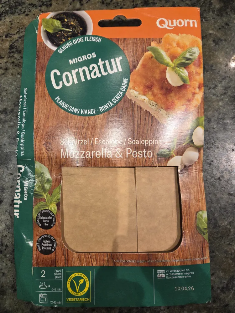 Mozarella & Pesto Schnitzel