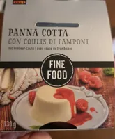Panna cotta con coulis di lamponi