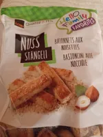 NUSS strängeli  = bâtonnets aux noisettes