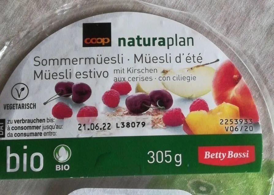 Müsli estivo con ciliege