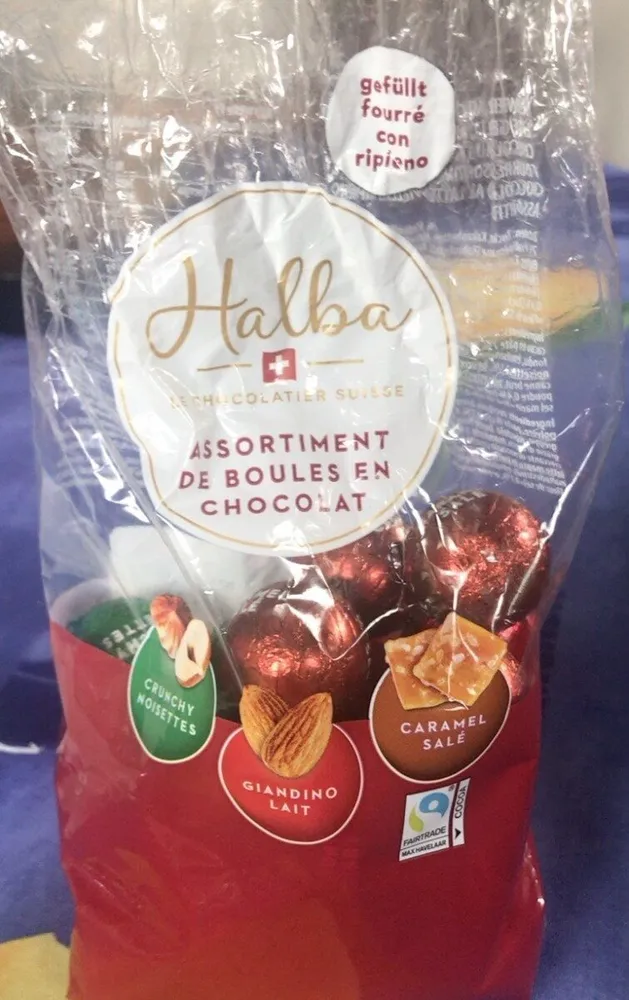 Assortiments de boules en chocolat