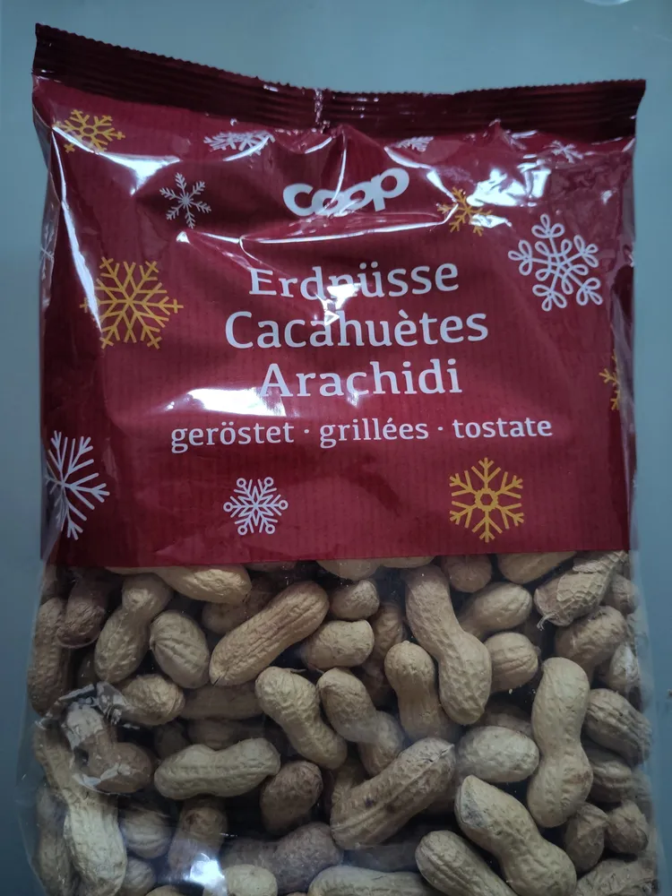 Erdnüsse geröstet