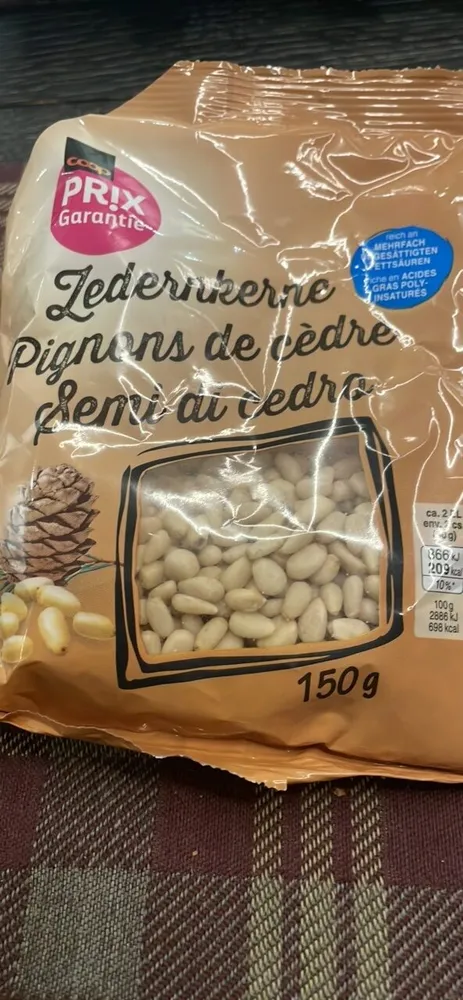 Pignons De Cèdre