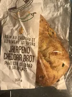 Pain au cheddar et au piment jalapeño