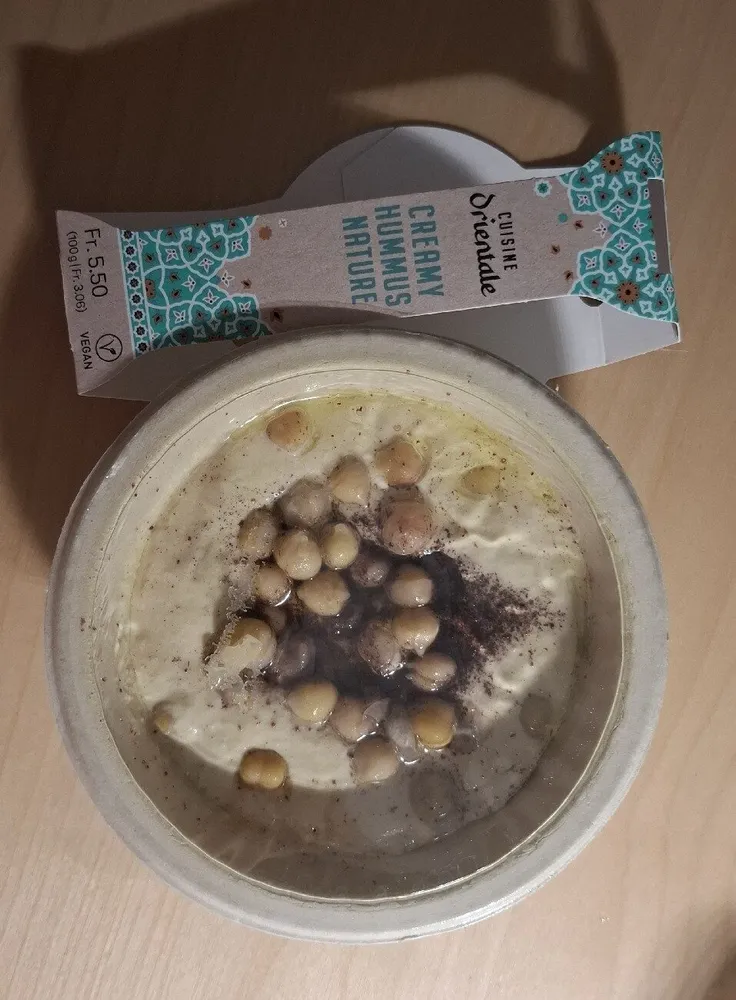 Creamy houmous nature