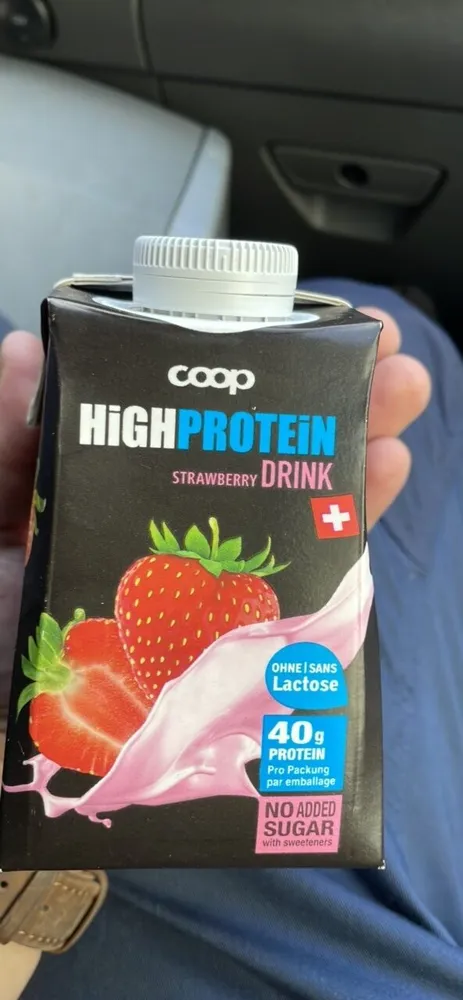 High Protein Strawberry Drink