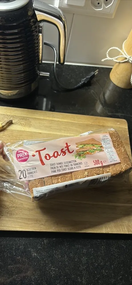 Toast Dunkel Geschnitten
