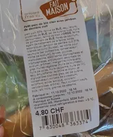 Petit pain au jambon