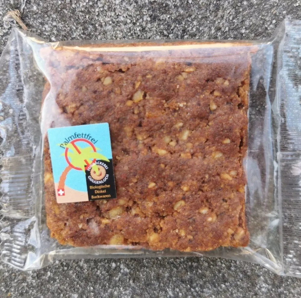 Haselnuss-Schnitte