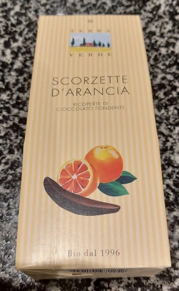 Scorzette d'arancia ricoperte di cioccolato fondente