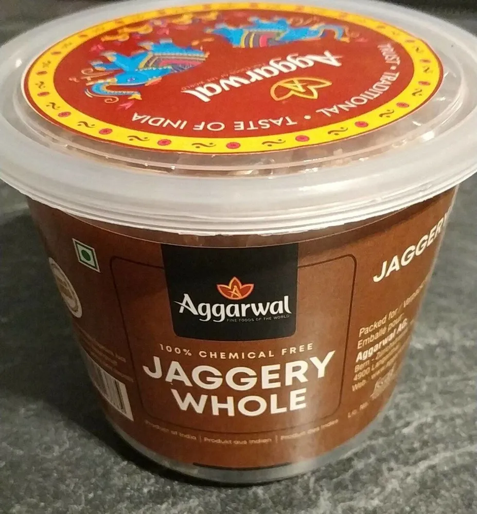 Jaggery whole