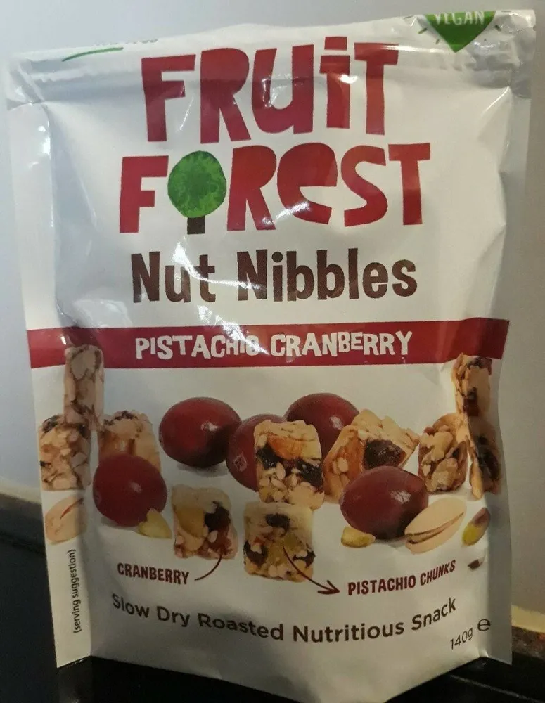 Nut nibbles pistachio cranberry
