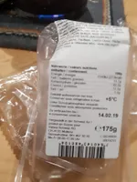 Sandwich avec du produit à base de thon et oeufs