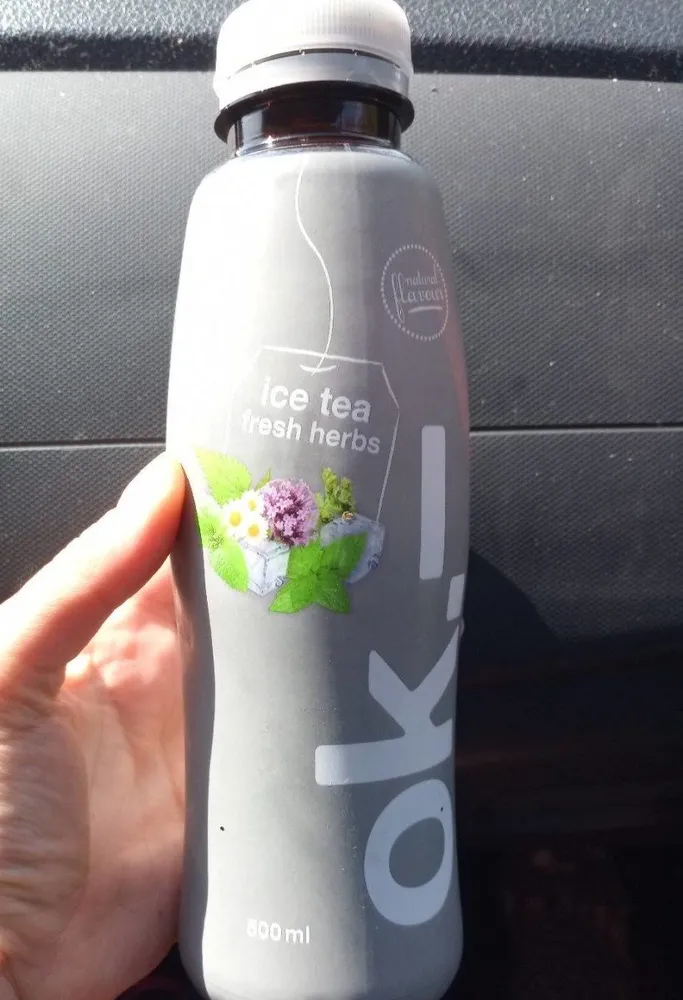 Ice tea fresh herbs