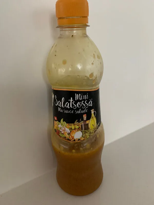 Salatsossä italienisch