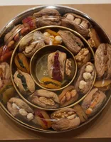 Fried fruits and nuts