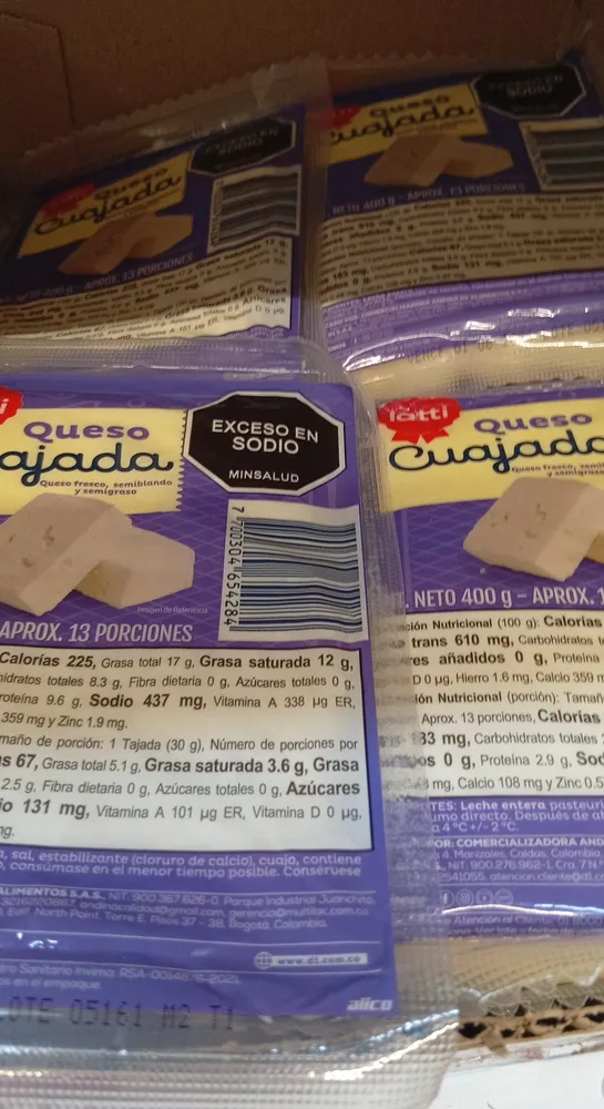 Queso tajado