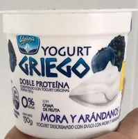 Yogurt Griego Mora y Arándanos