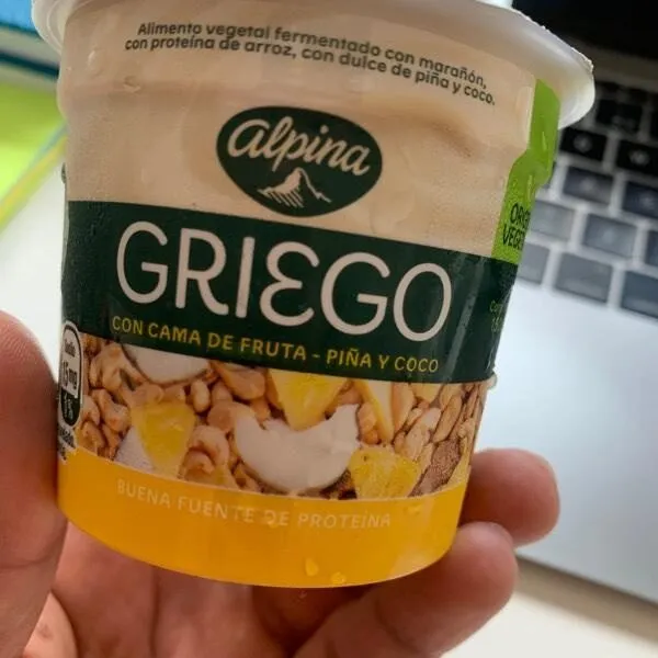 Griego Piña y Coco