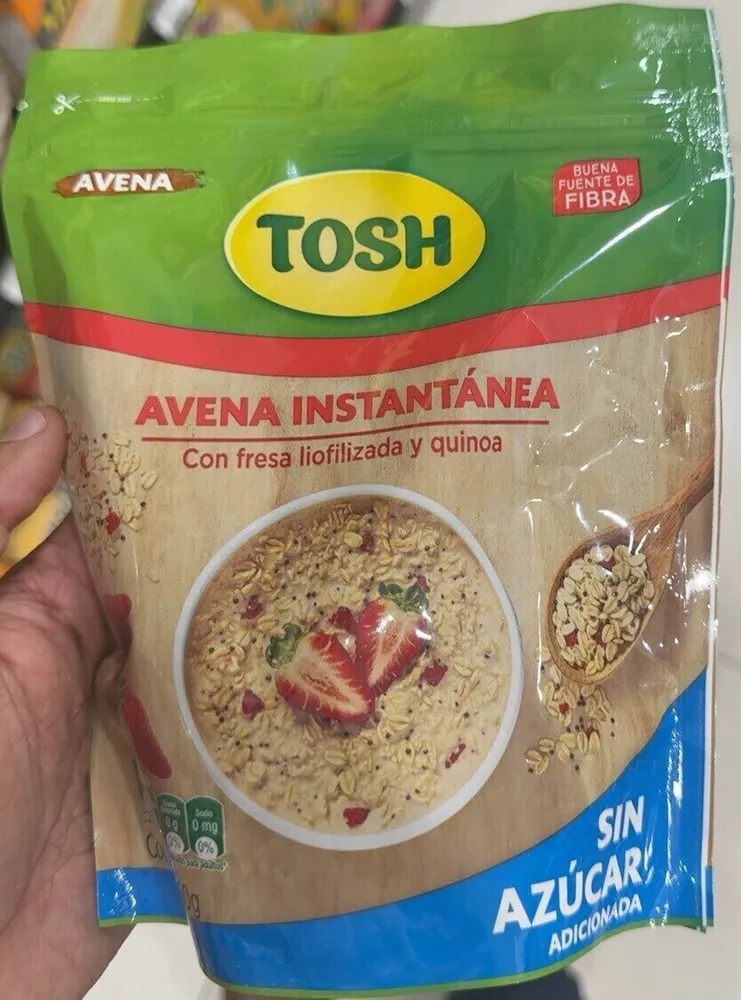 Avena instantánea con fresa liofilizada y quinoa