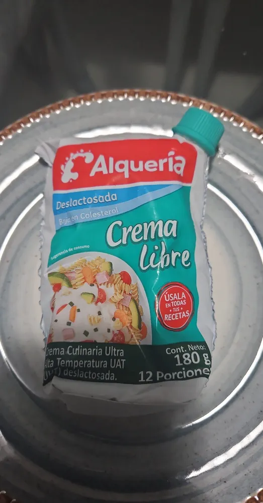 Crema de leche deslactosada