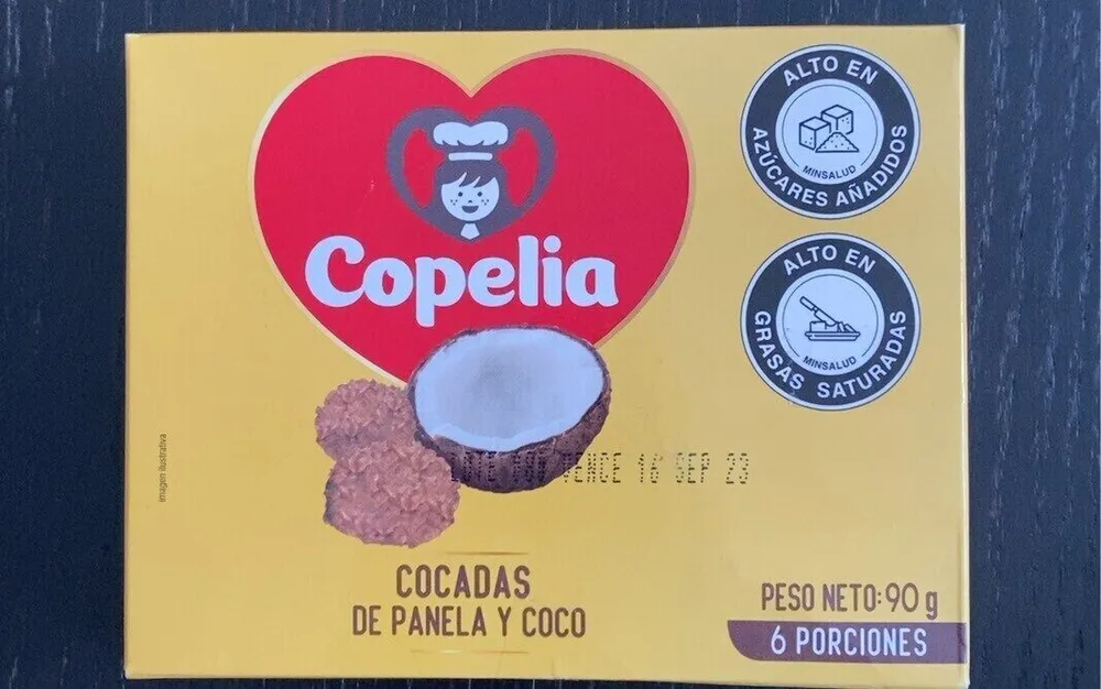 cocadas de panela y coco