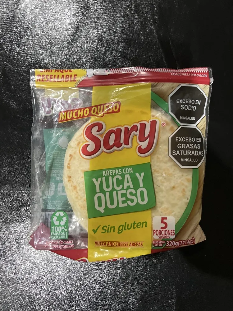Arepas Con Yuca Y Queso