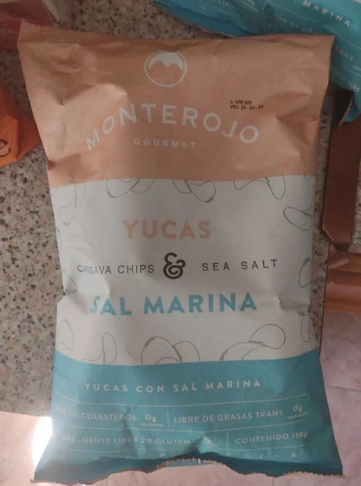 Yucas con Sal Marina