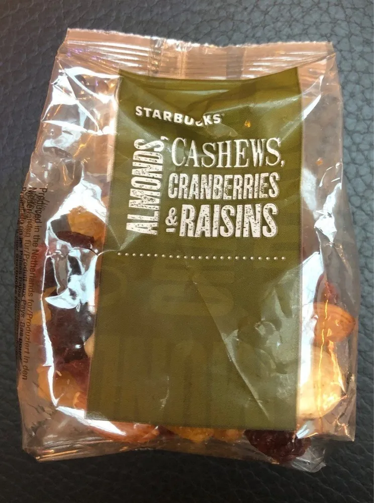 Almonds, Cashews, Cranberries & Raisins