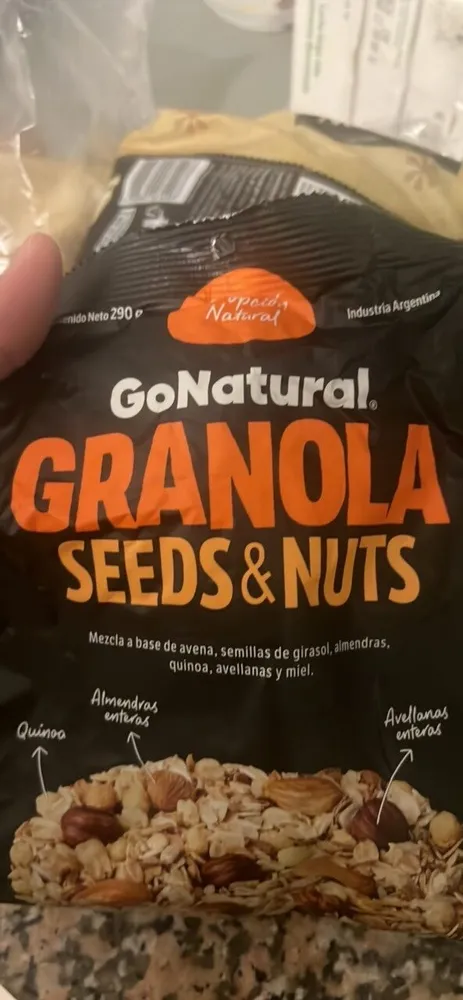 GRANOLA SEEDS & NUTS