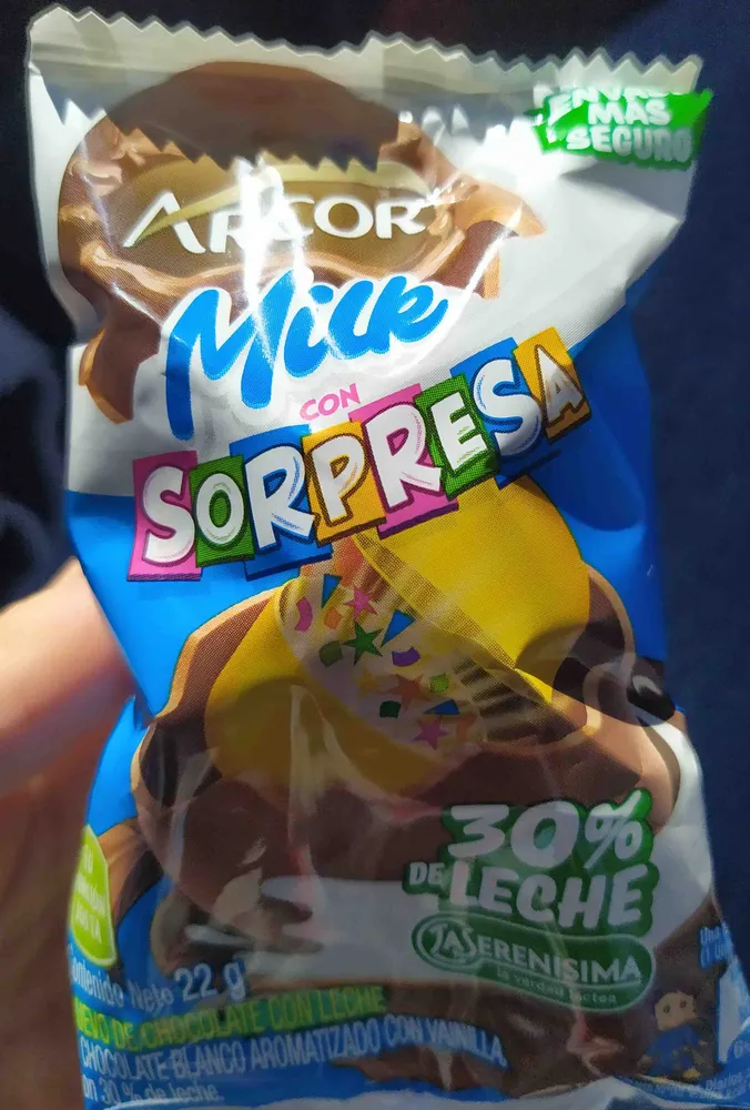 Arcor milk con sorpresa