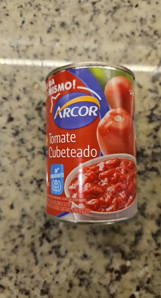 Tomate cubeteado