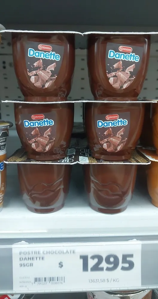 Postre chocolate danette