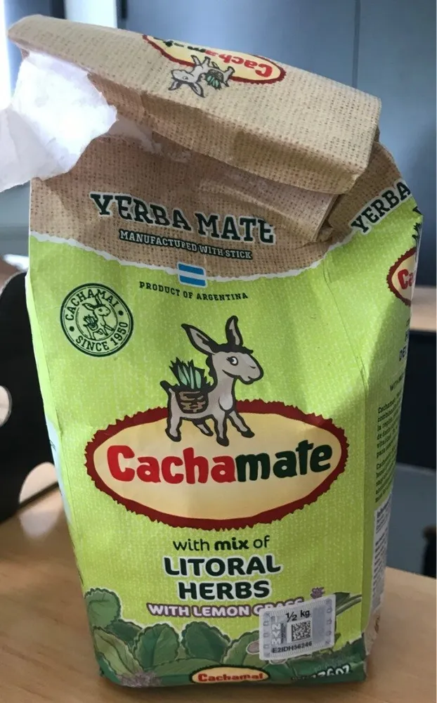 Cachamate litoral herbs