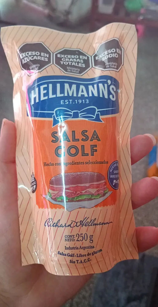 Salsa Golf hellmans
