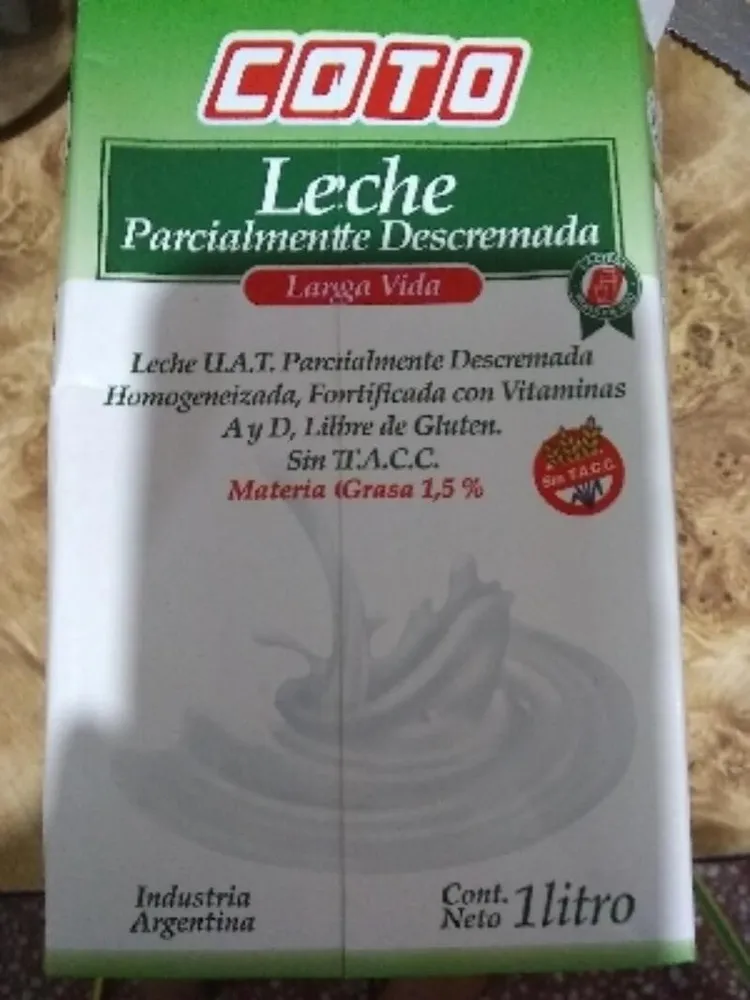 Leche Parcialmente Descremada Larga Vida