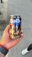 Fanta carmesí