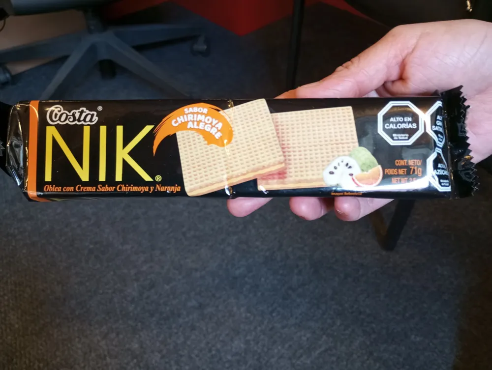 Wafer con crema sabor chocolate y naranja