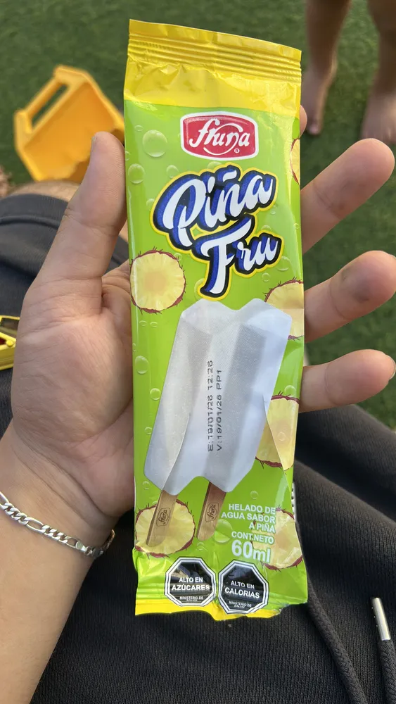 Piña Fru Helado de Agua Sabor a Piña