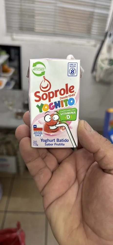 Yoghito Frutilla en Cajita