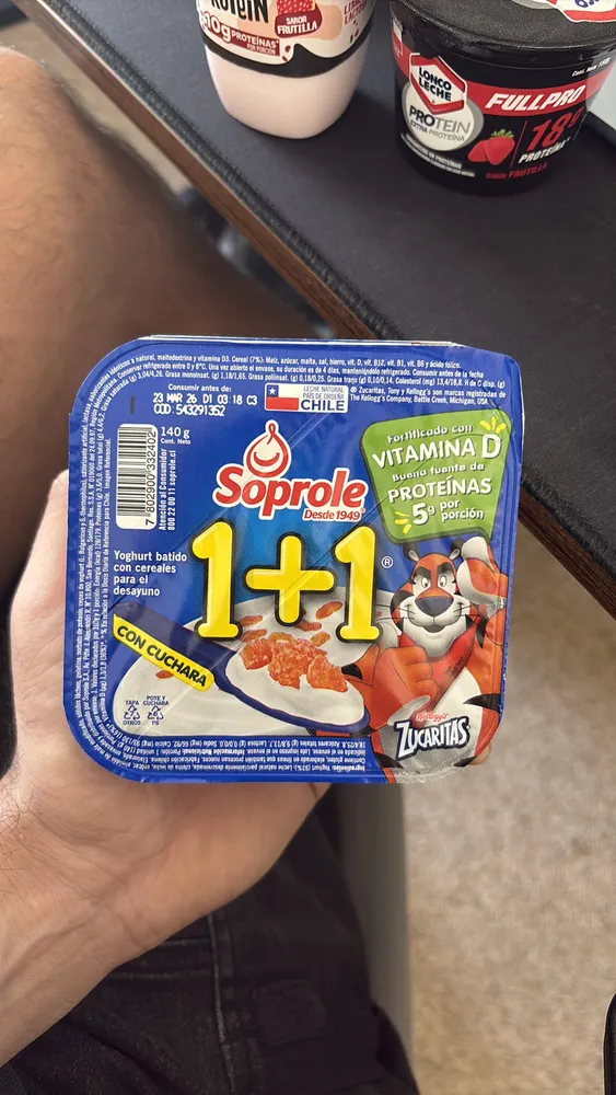 1+1 Yoghurt batido con cereales para el desayuno