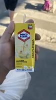 LECHE SEMI DESCREMADA CON PLÁTANO