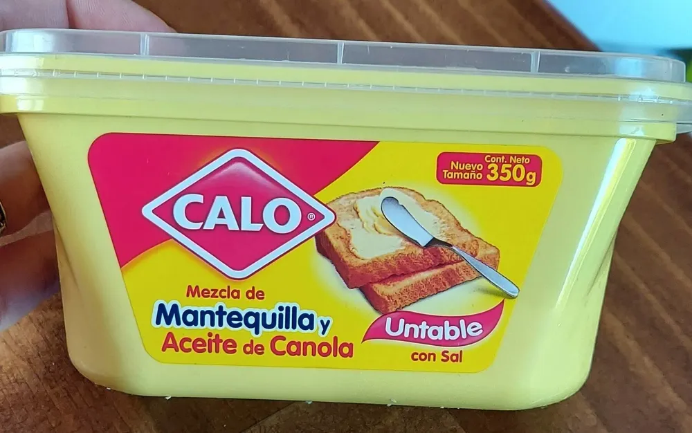 Mezcla de mantequilla y aceite de canola
