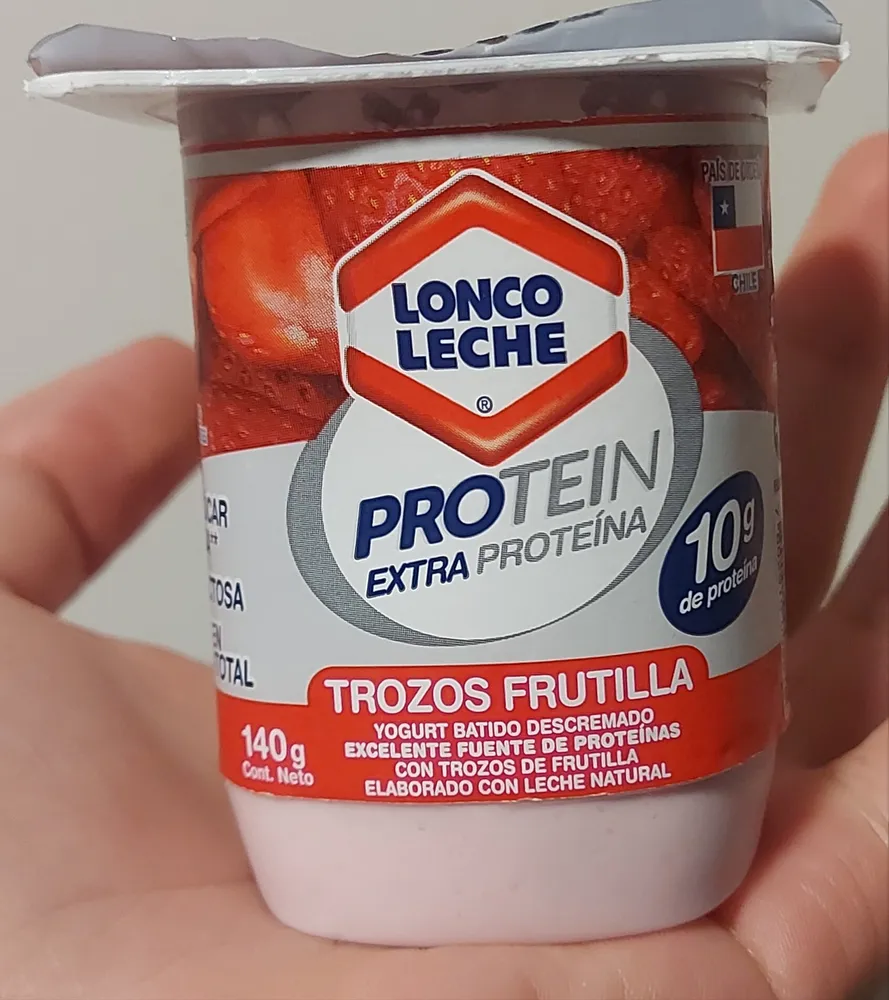 Yogurt Protein con trozos de frutilla