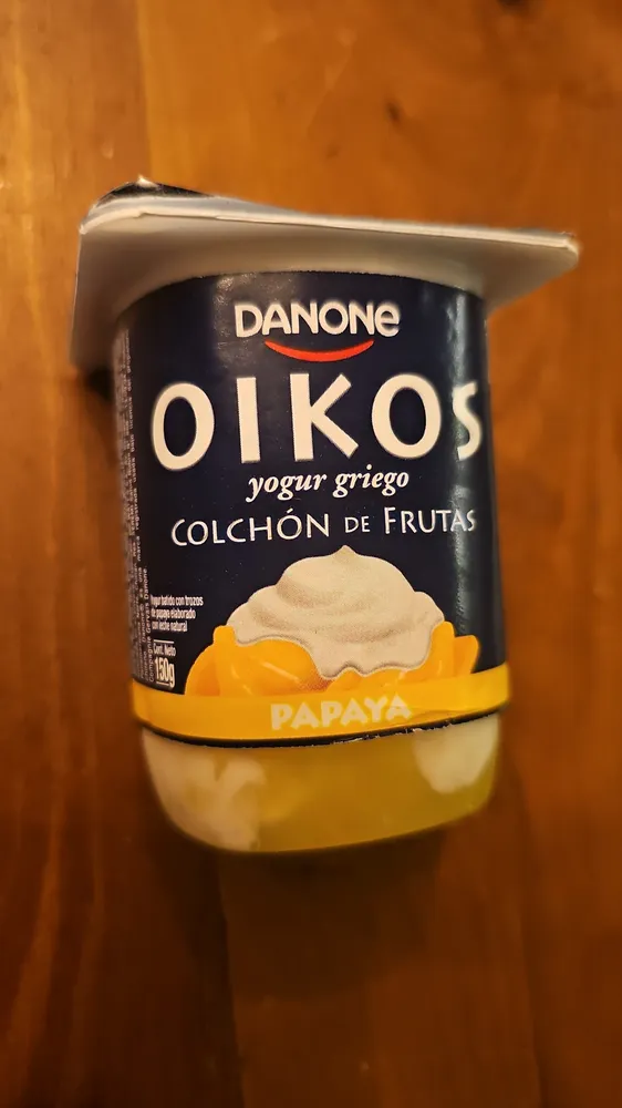 OIKOS yogur griego COLCHÓN DE FRUTAS PAPAYA